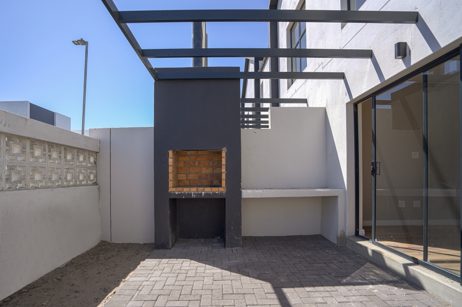 2 Bedroom Property for Sale in Sandown Western Cape
